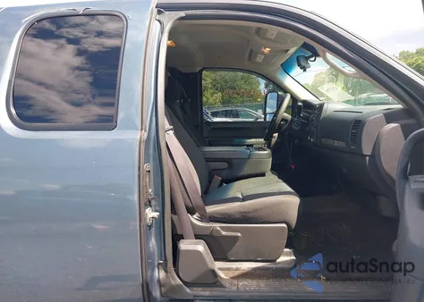 2011 Chevrolet Silverado 1500 Lt z USA, uszkodzony, nr VIN 1GCRKSE3XBZ281271